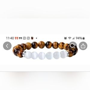 TIGER EYE AND GLOSS WHITE BEADED BRACELET